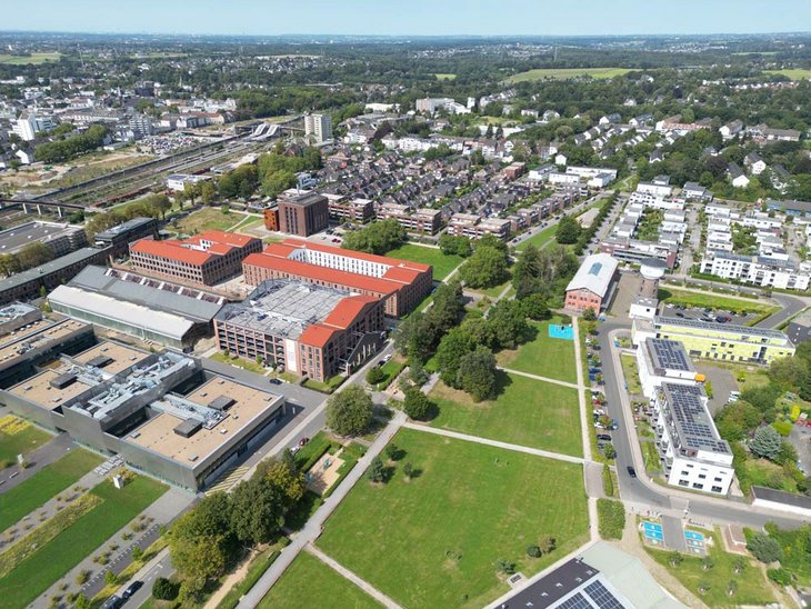 Neue Bahnstadt Opladen, Wohngebiete Ostseite